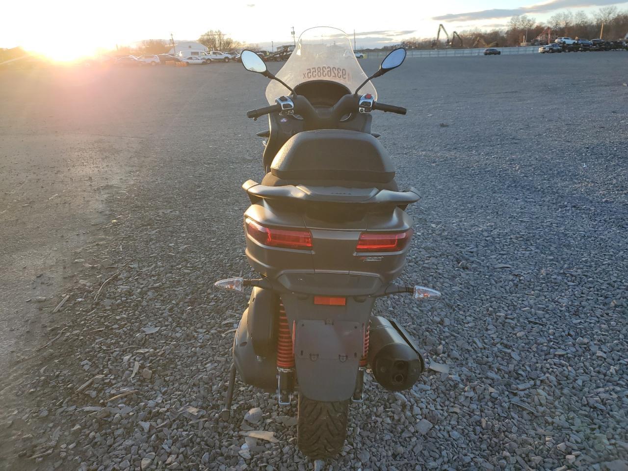 2021 Piaggio Mp3 500 - Фото 4