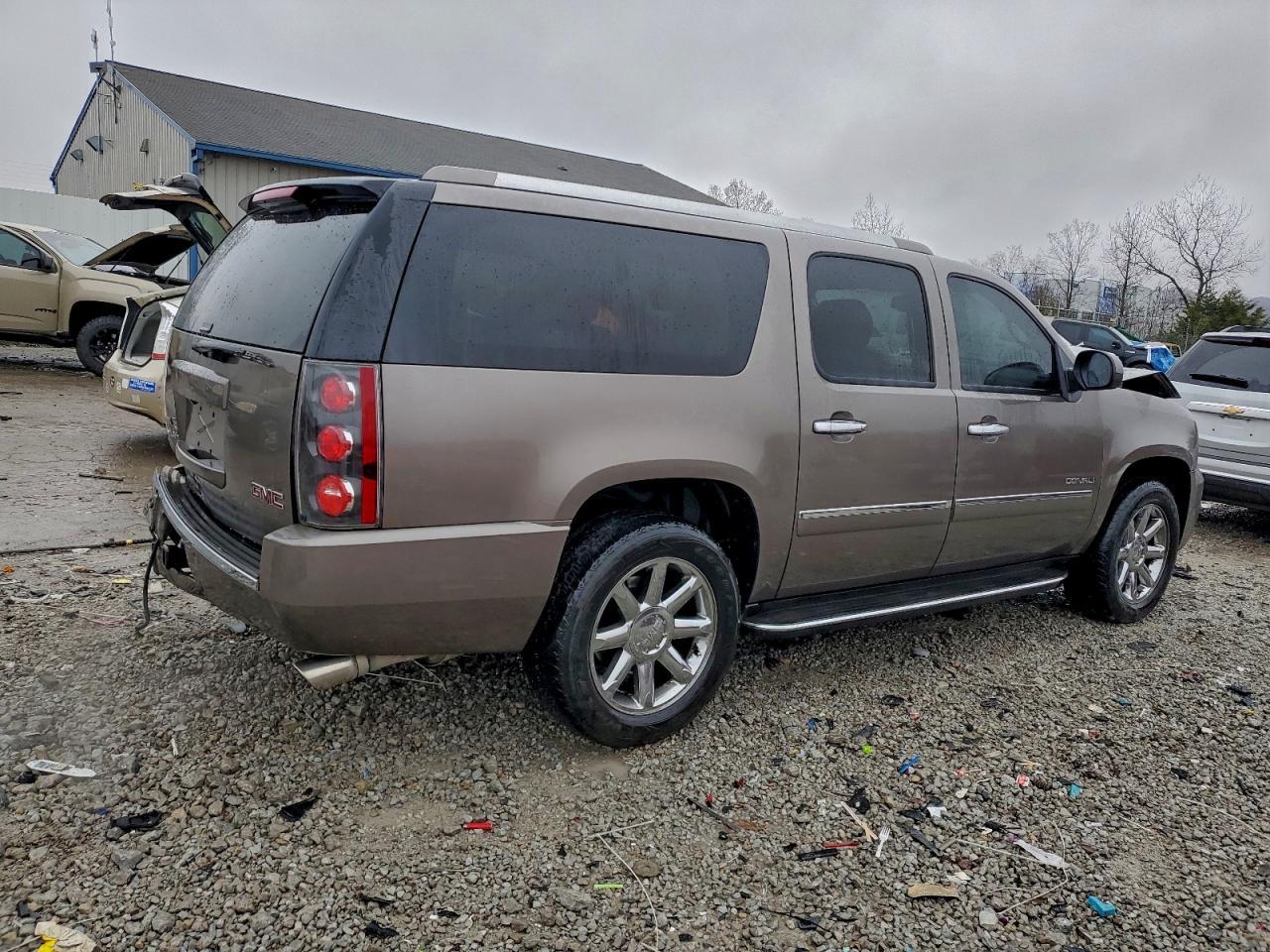 2012 GMC Yukon Xl Denali - Image 3