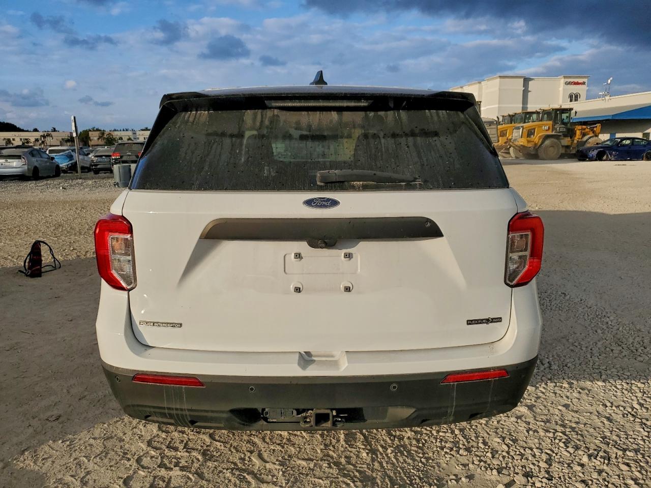 2022 Ford Explorer Police Interceptor - Image 6