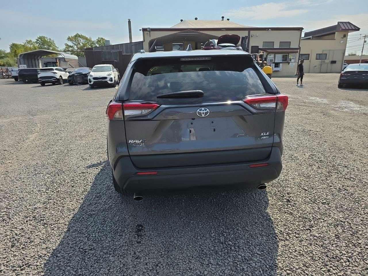 2023 Toyota Rav4 Xle - Фото 6