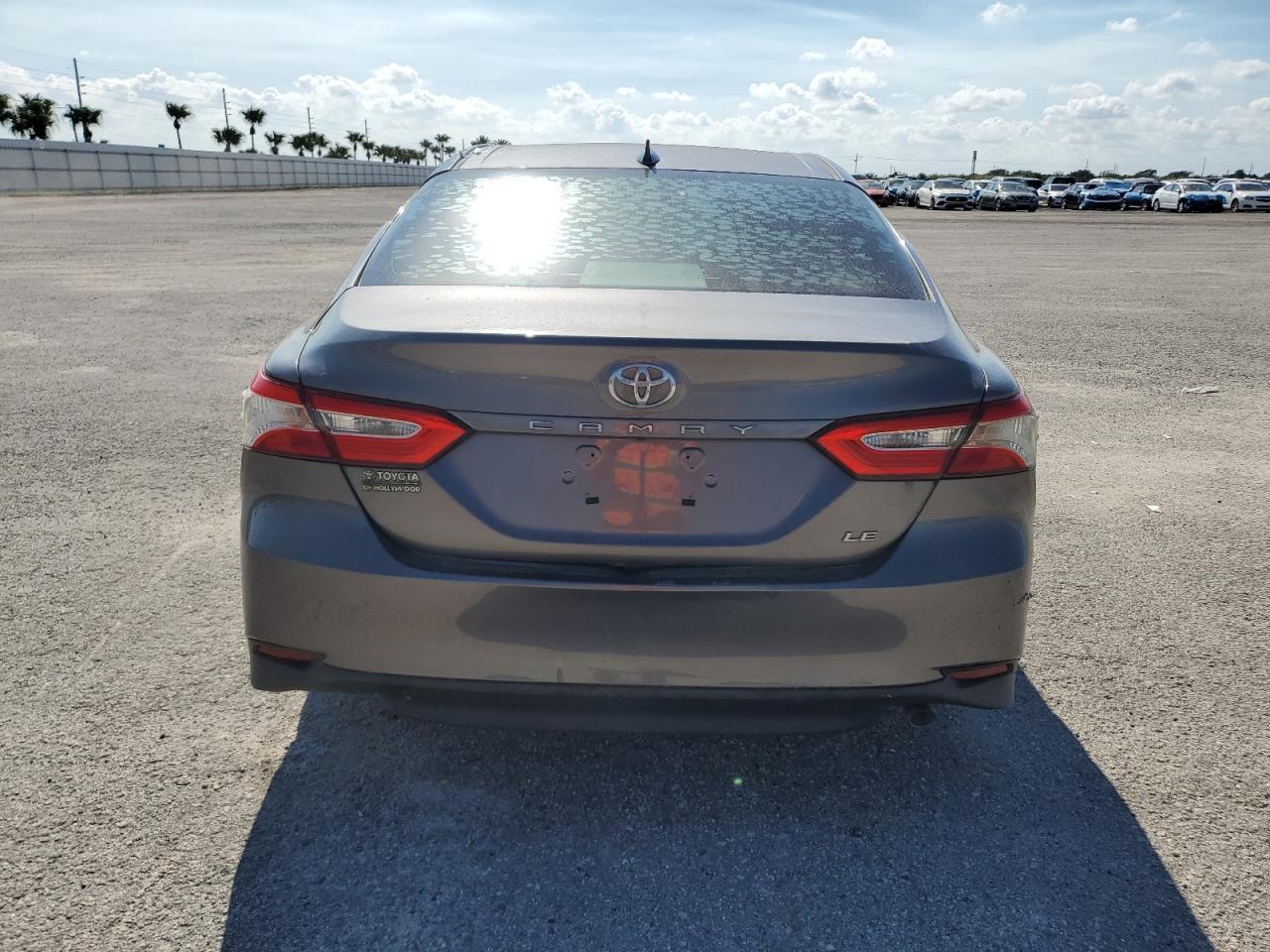 2020 Toyota Camry Le - Image 6