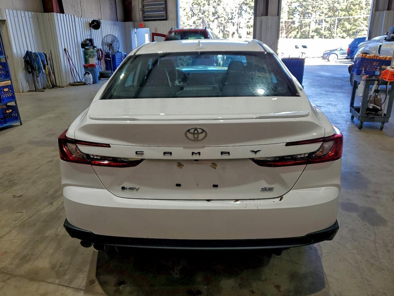 2025 Toyota Camry Xse - Фото 6