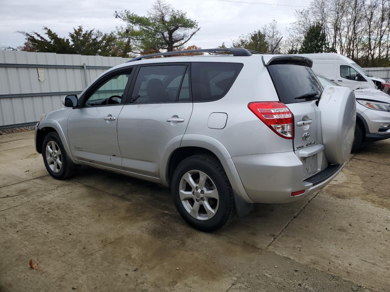 2010 Toyota Rav4 Limited - Фото 2