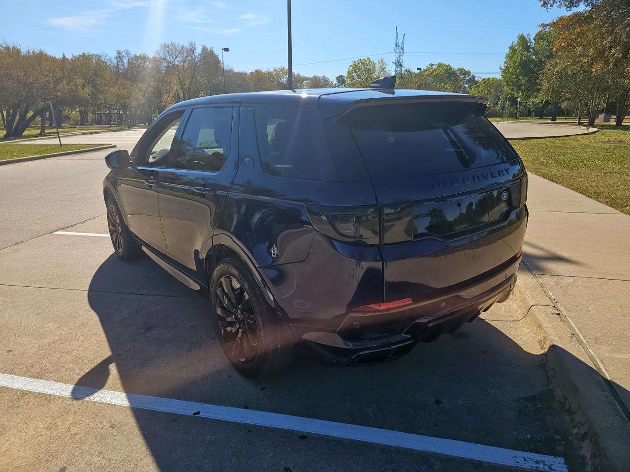 2021 Land Rover Discovery Sport Se R-Dynamic - Image 3