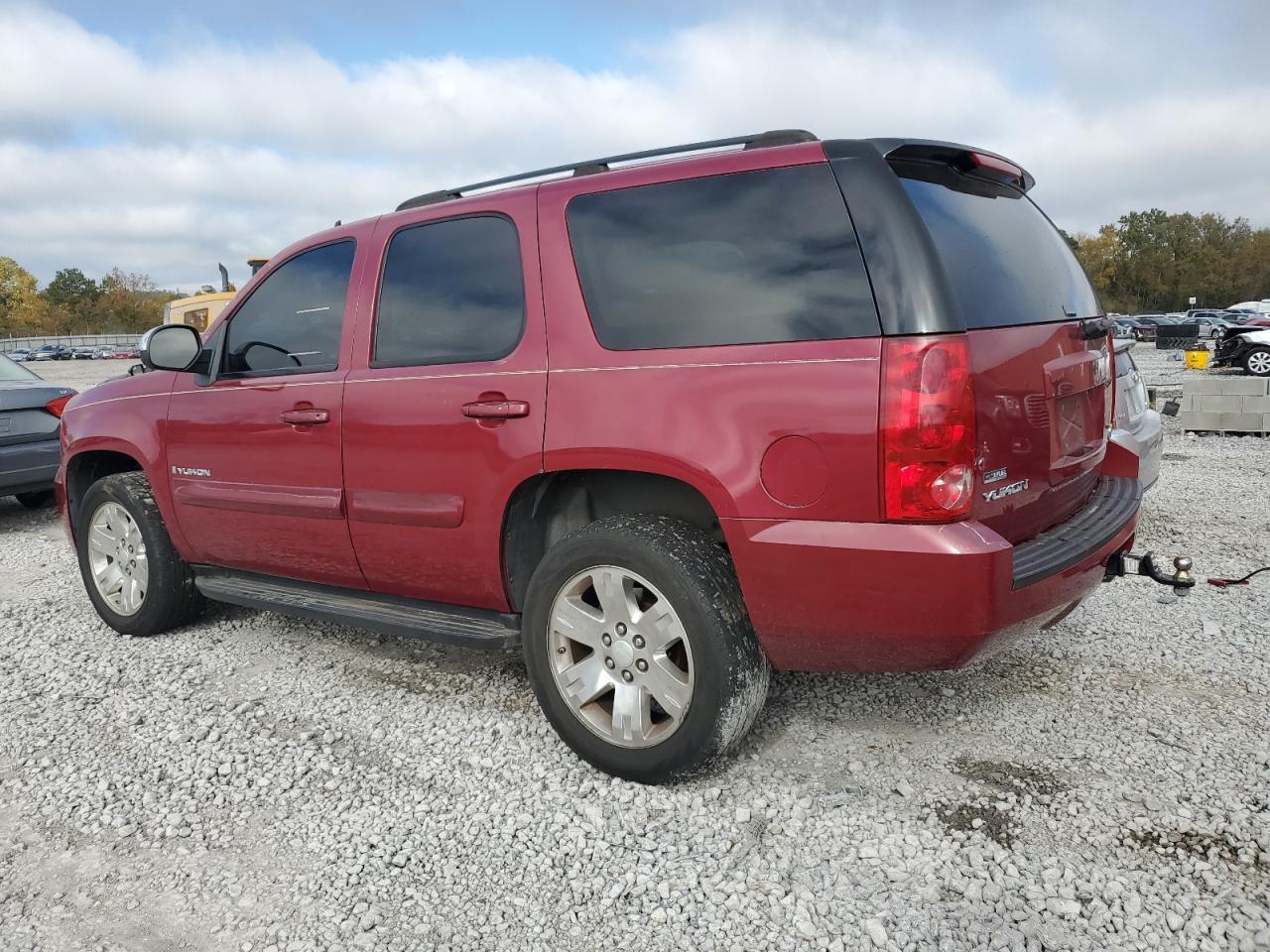 2007 GMC Yukon - Фото 2