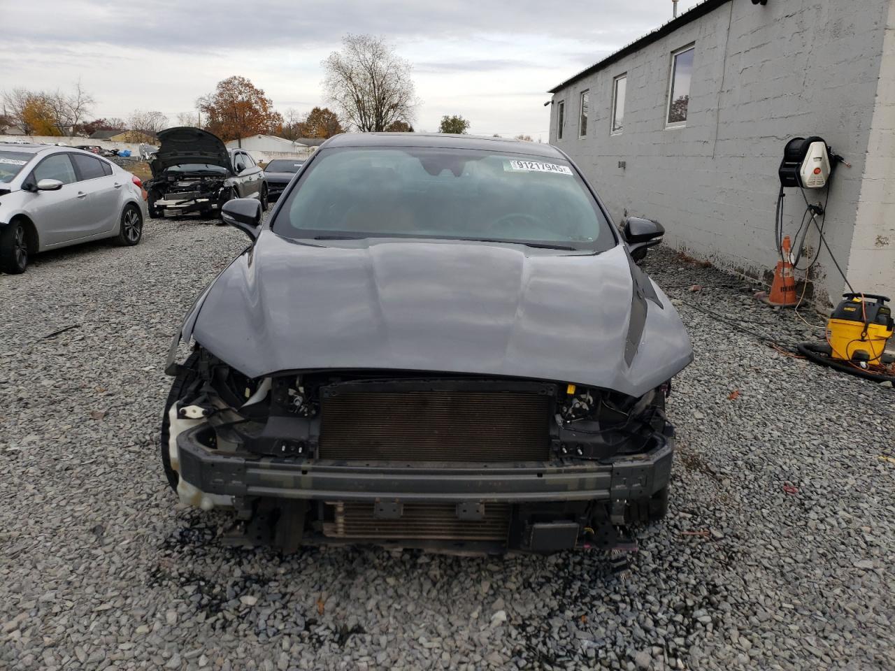 2020 Ford Fusion Titanium - Image 5