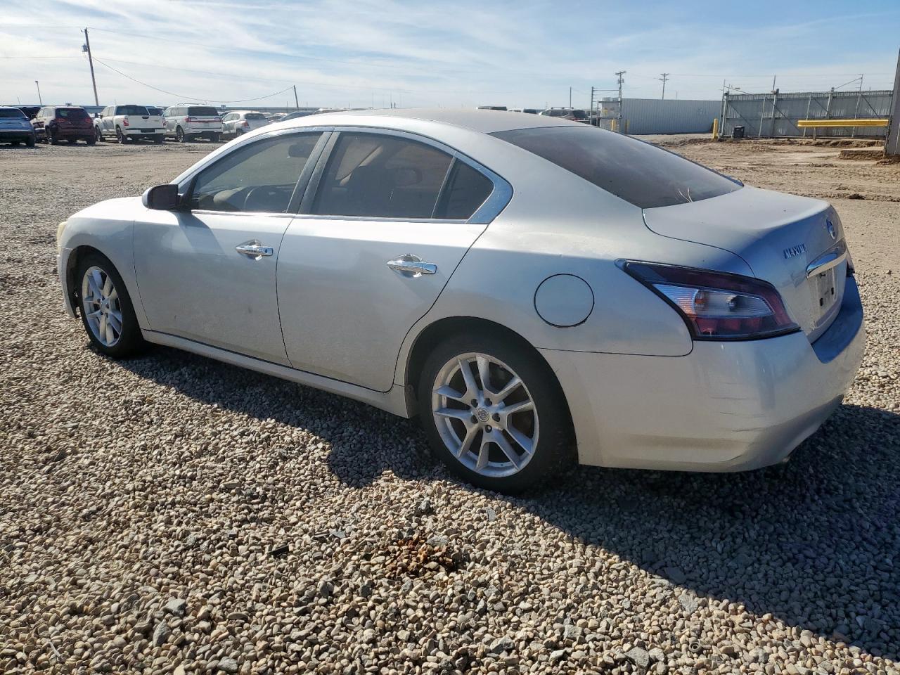2012 Nissan Maxima S - Фото 2