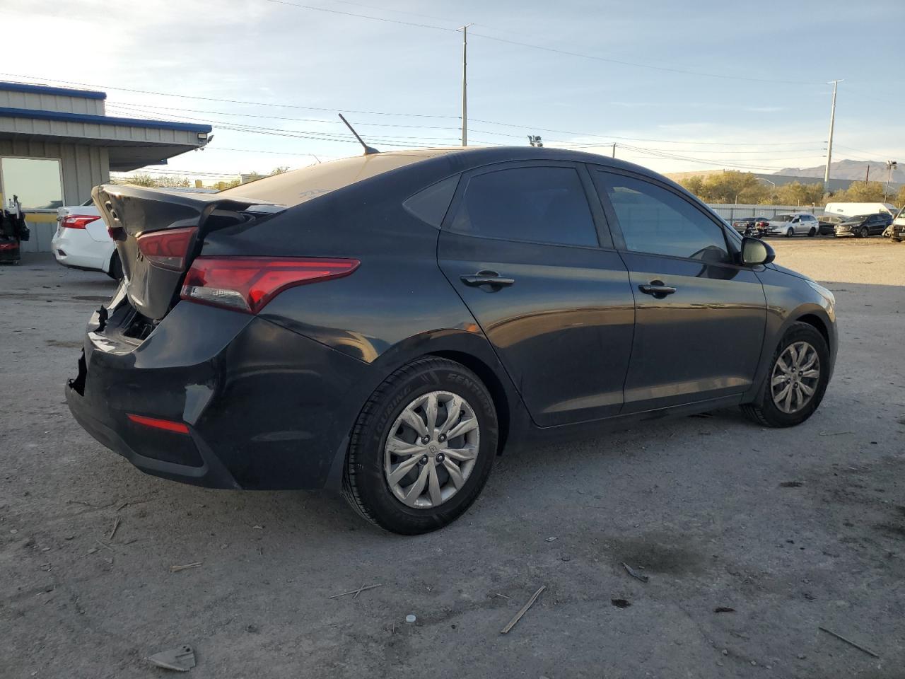 2019 Hyundai Accent Se - Фото 3