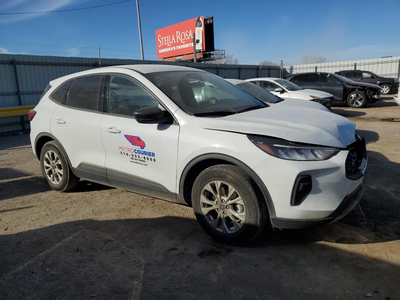 2025 Ford Escape Active - Image 4