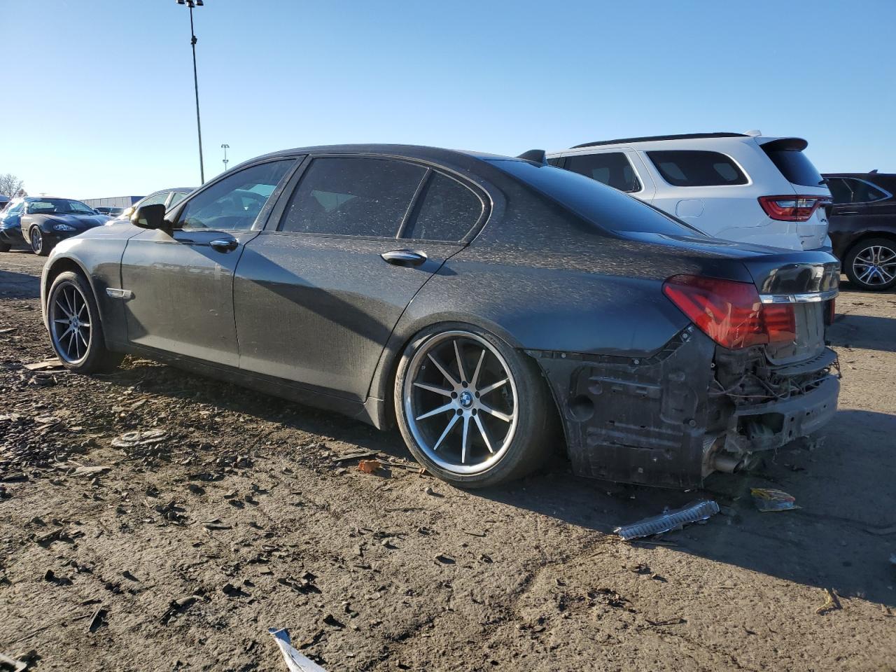 2013 BMW 750 Li - Фото 2