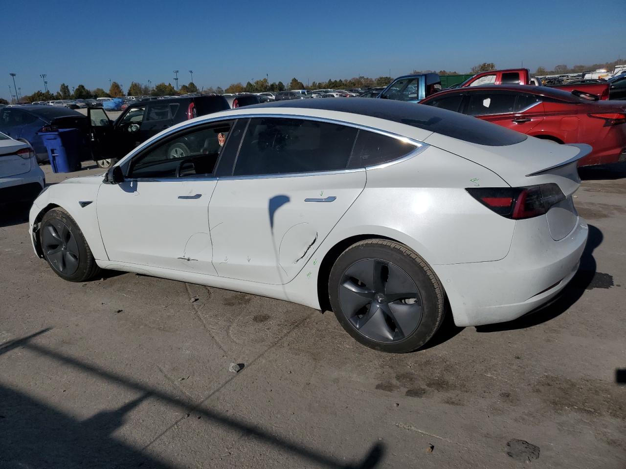 2018 Tesla Model 3 - Image 2