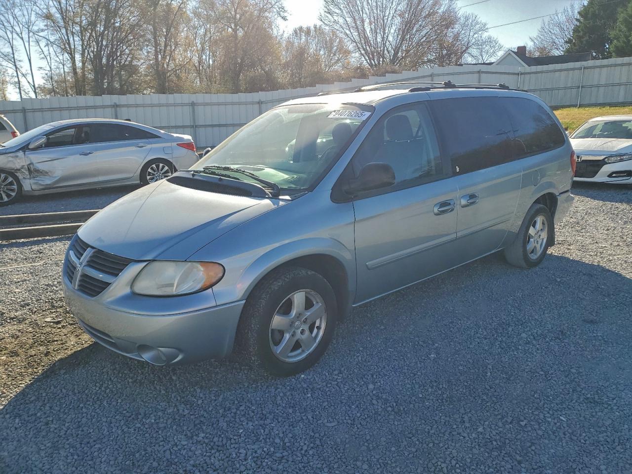 2005 Dodge Grand Caravan Sxt