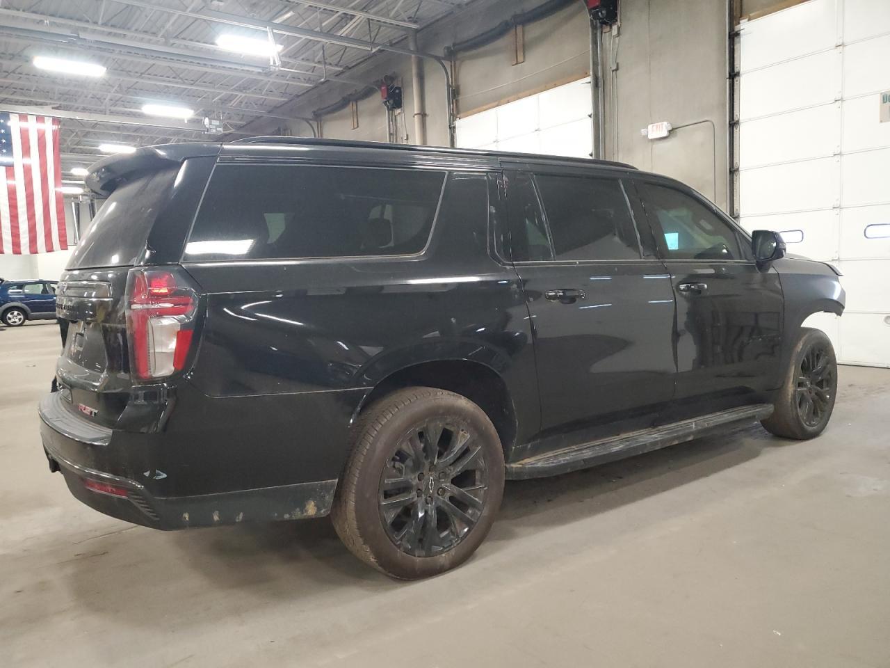 2021 Chevrolet Suburban K1500 Rst - Image 3