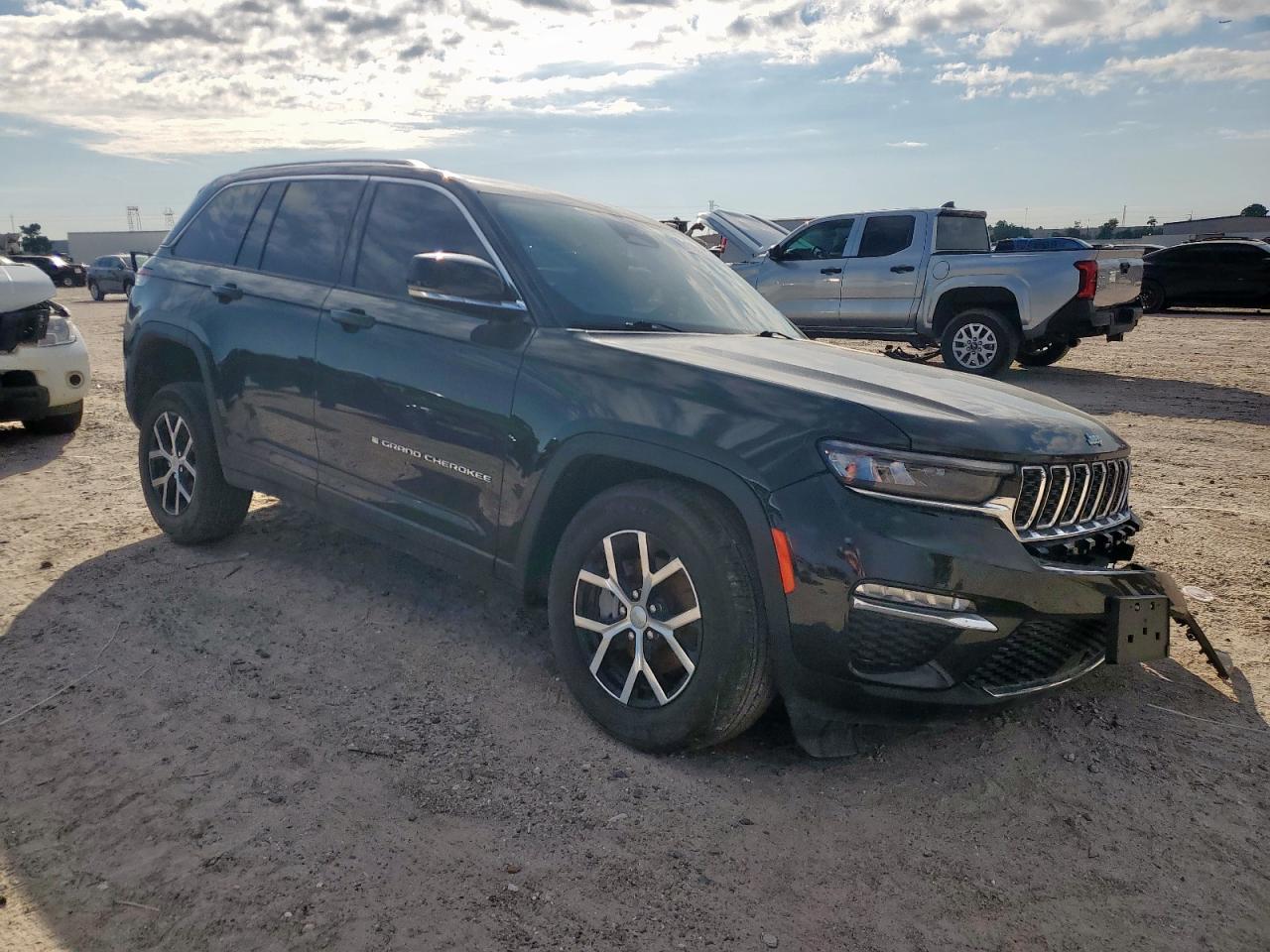 2023 Jeep Grand Cherokee Limited - Фото 4