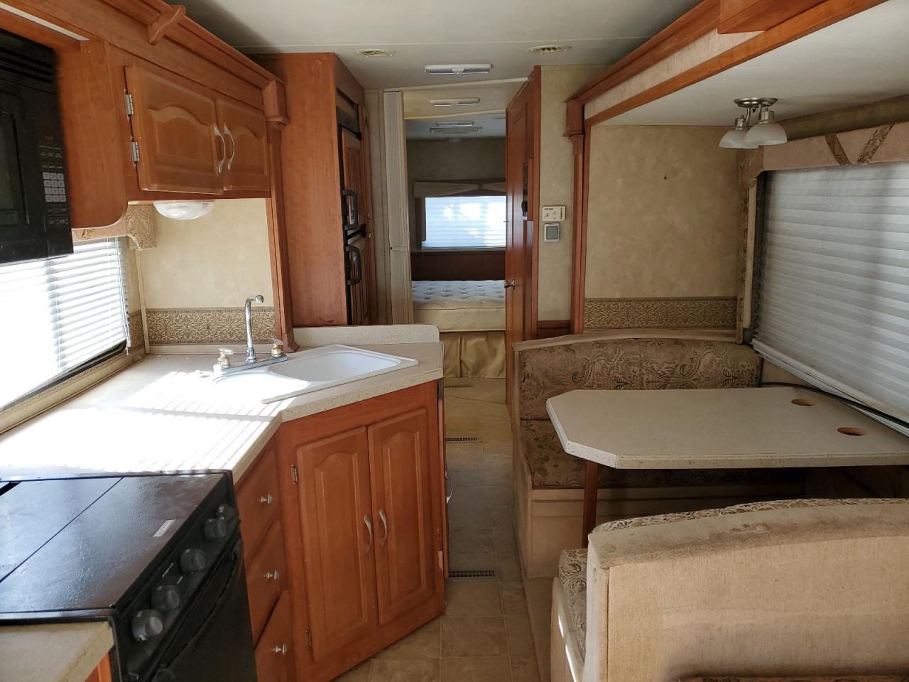 2006 Ford F550 Super - Rv - Image 6