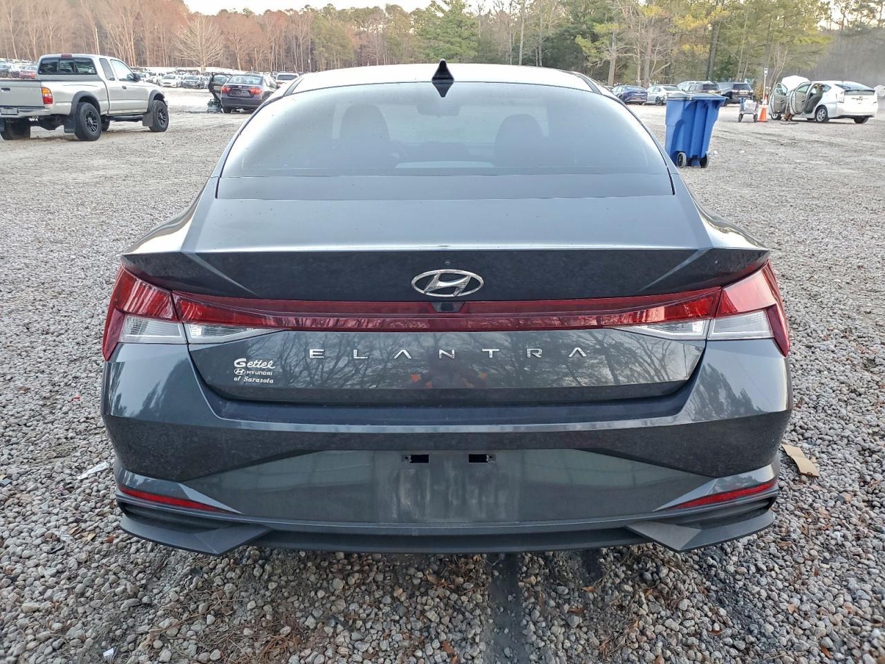 2022 Hyundai Elantra Sel - Фото 6