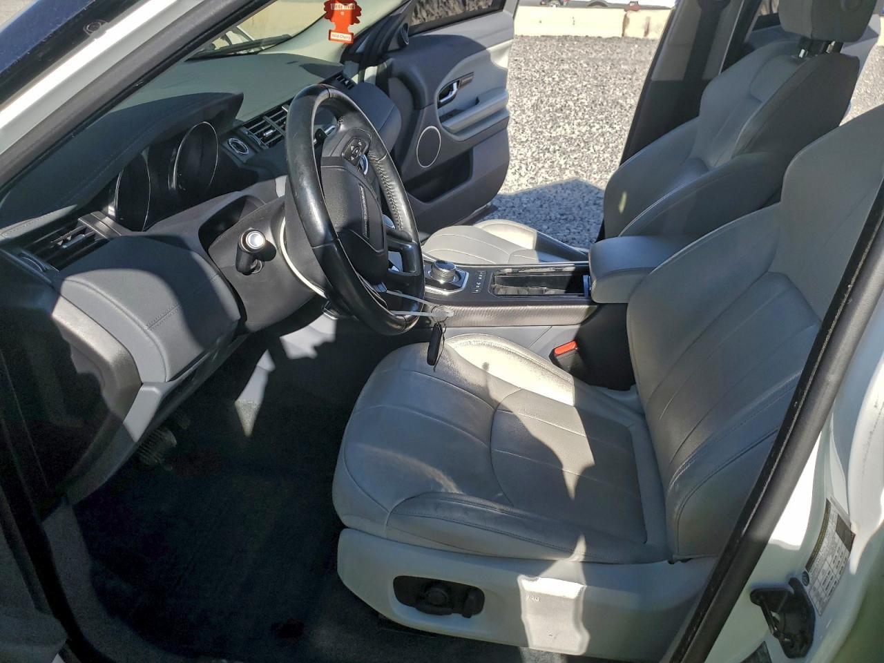 2018 Land Rover Range Rover Evoque Se - Image 7