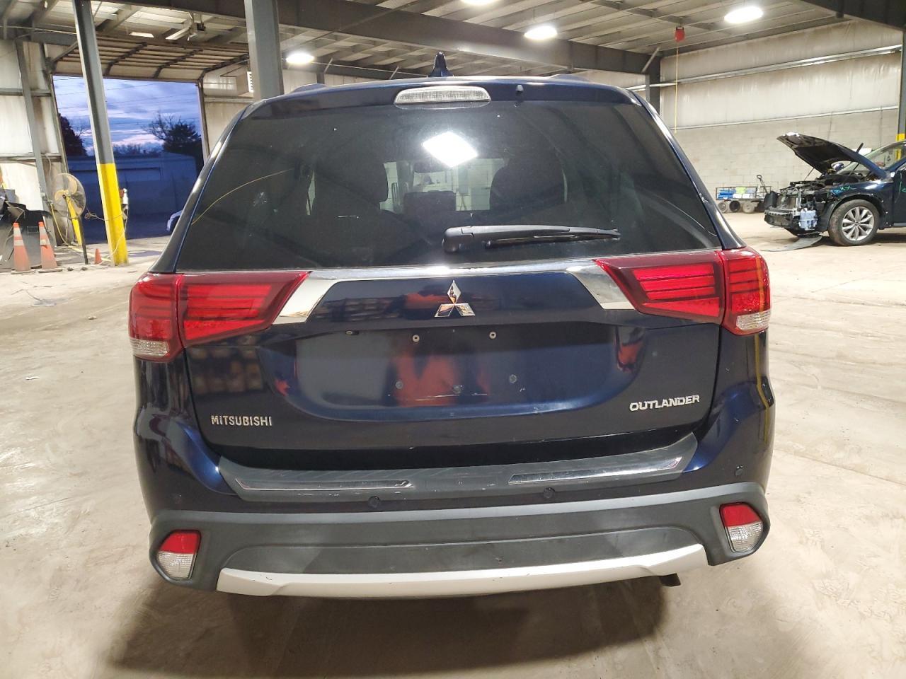 2018 Mitsubishi Outlander Es - Фото 6