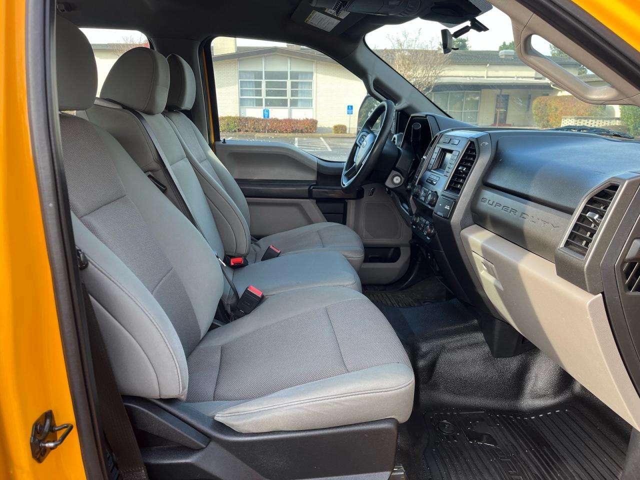 2021 Ford F250 Super Duty - Image 5