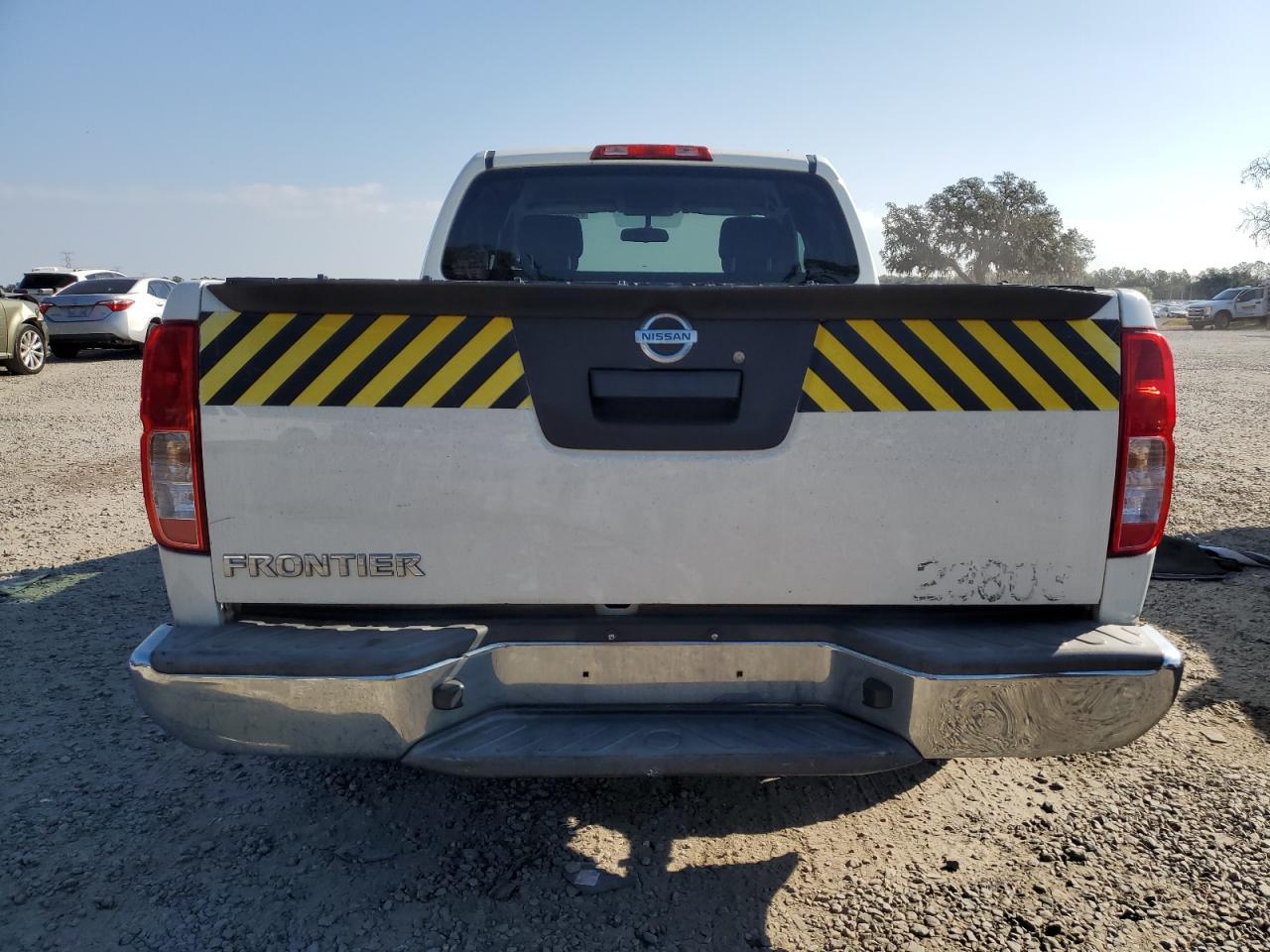 2016 Nissan Frontier S - Фото 6