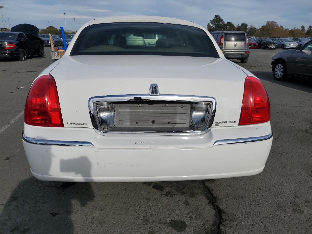 2006 Lincoln Town Car Executive - Фото 6
