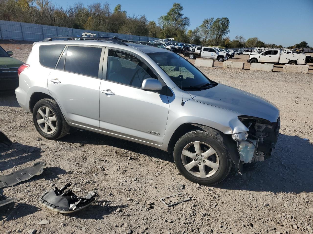 2008 Toyota Rav4 Limited - Image 4