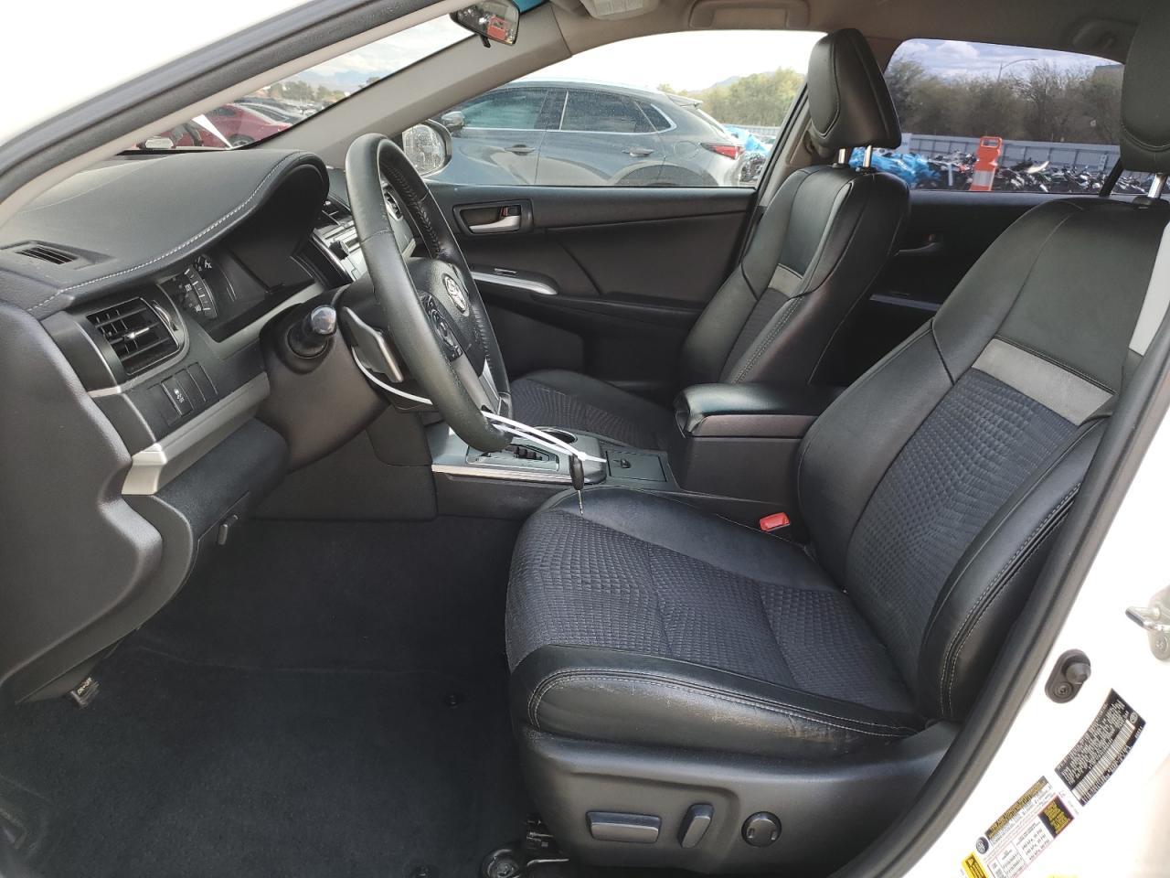 2014 Toyota Camry L - Фото 7