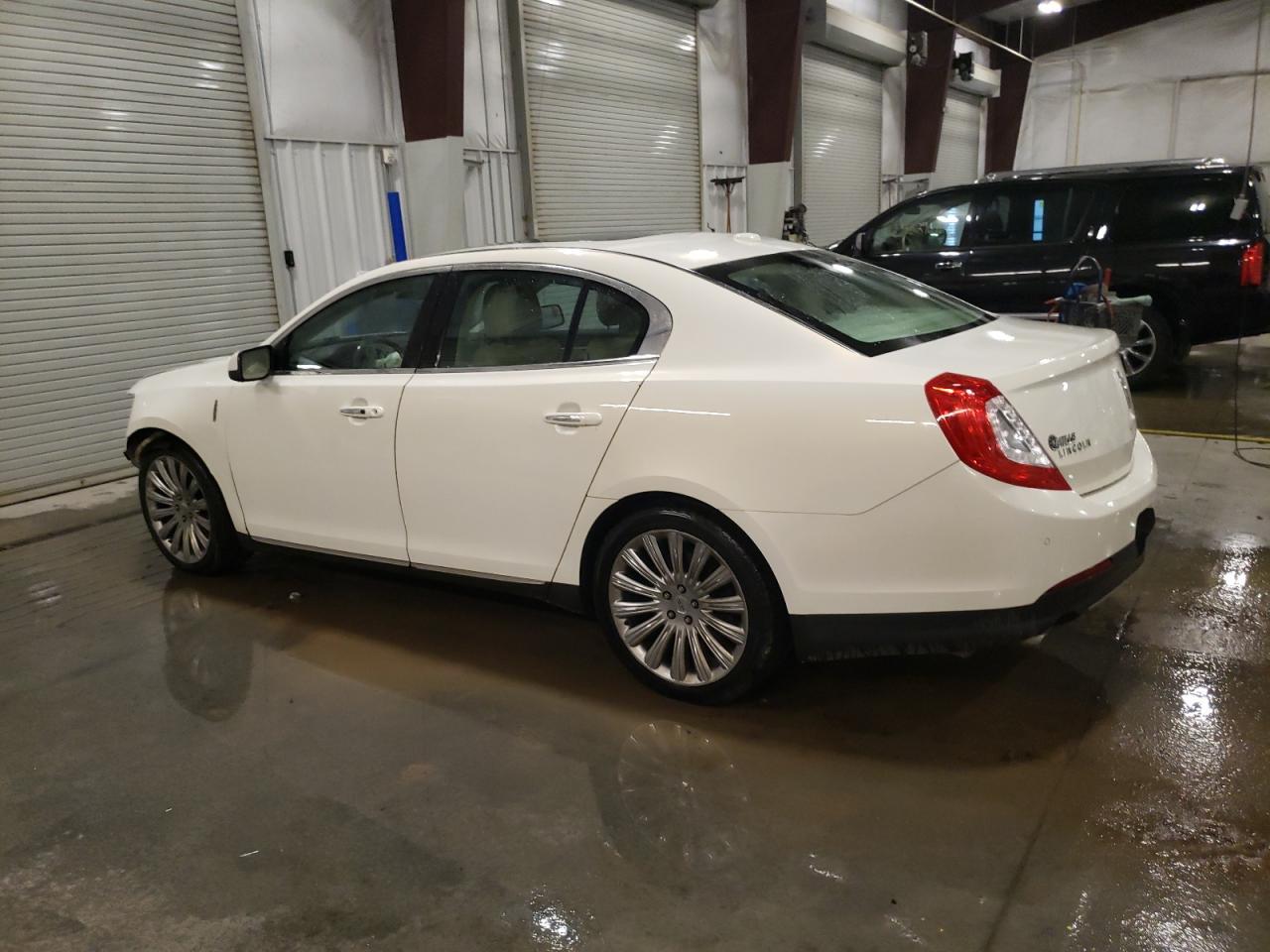 2013 Lincoln Mks - Image 2