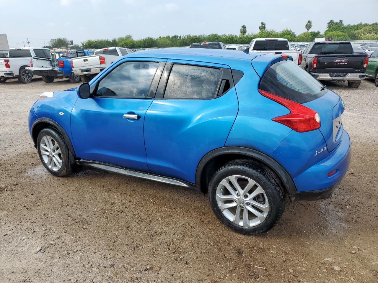 2011 Nissan Juke S - Фото 2