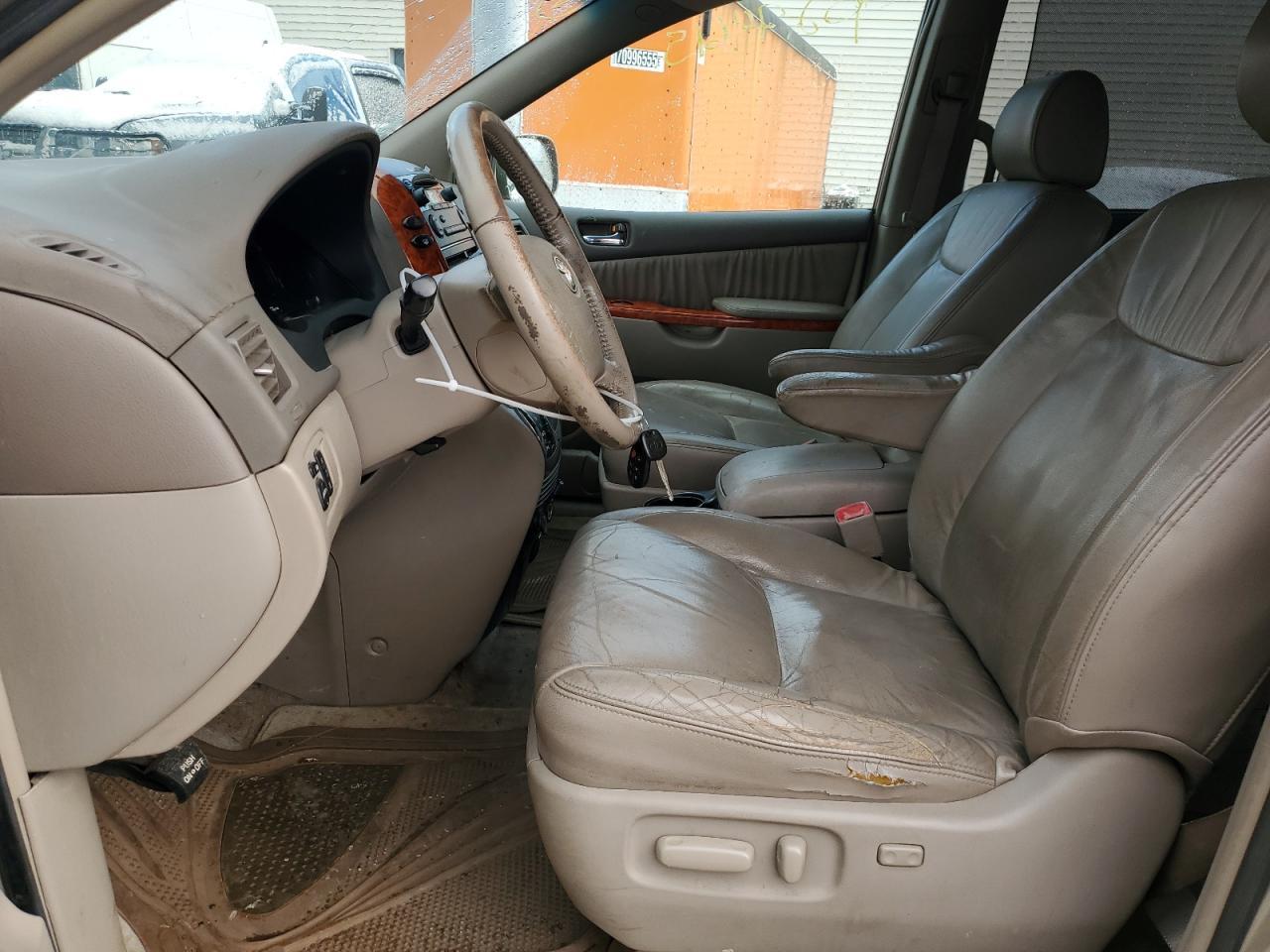 2006 Toyota Sienna Xle - Фото 7