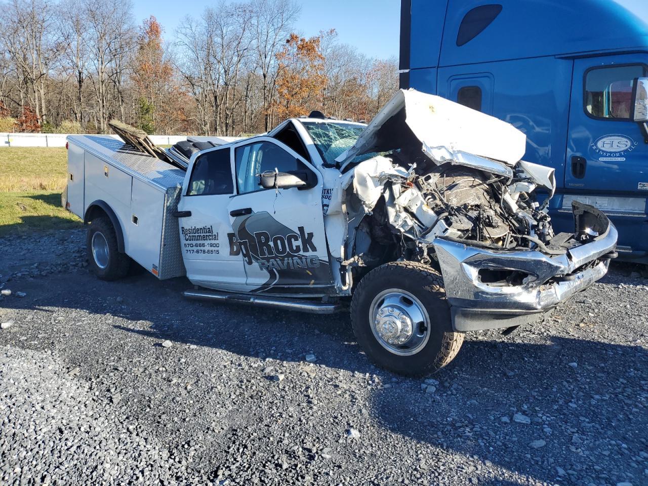 2024 Ram 3500 Utility / Service Truck - Фото 4