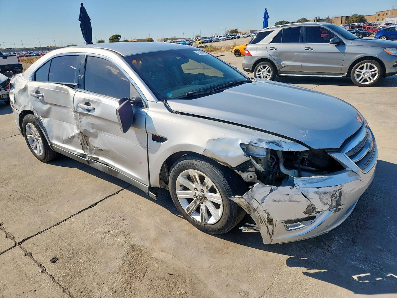 2010 Ford Taurus Se - Image 4