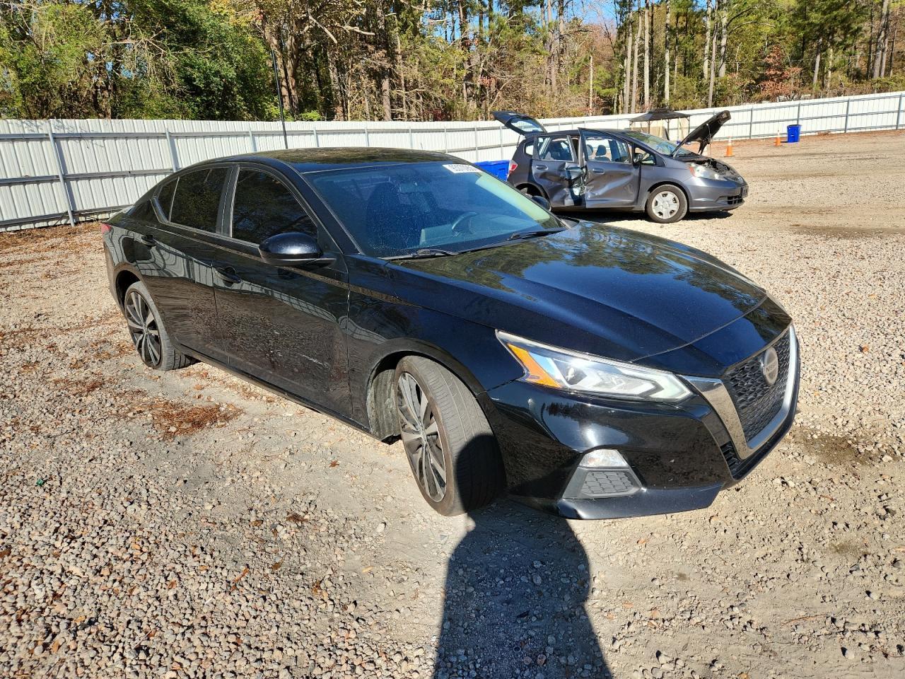 2019 Nissan Altima Sr - Фото 4