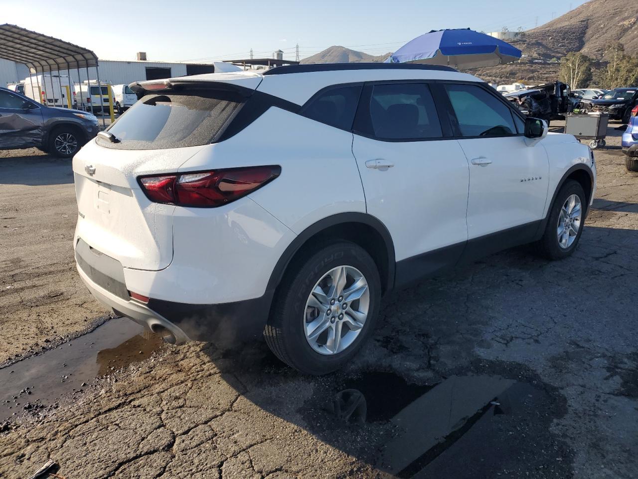 2022 Chevrolet Blazer 2Lt - Фото 3