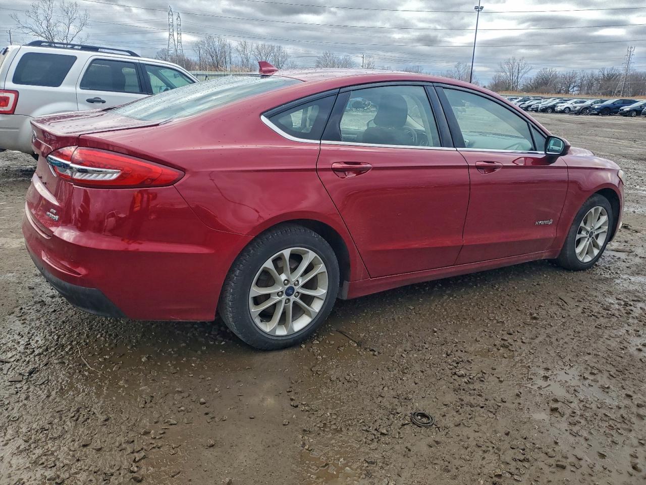2019 Ford Fusion Se - Фото 3
