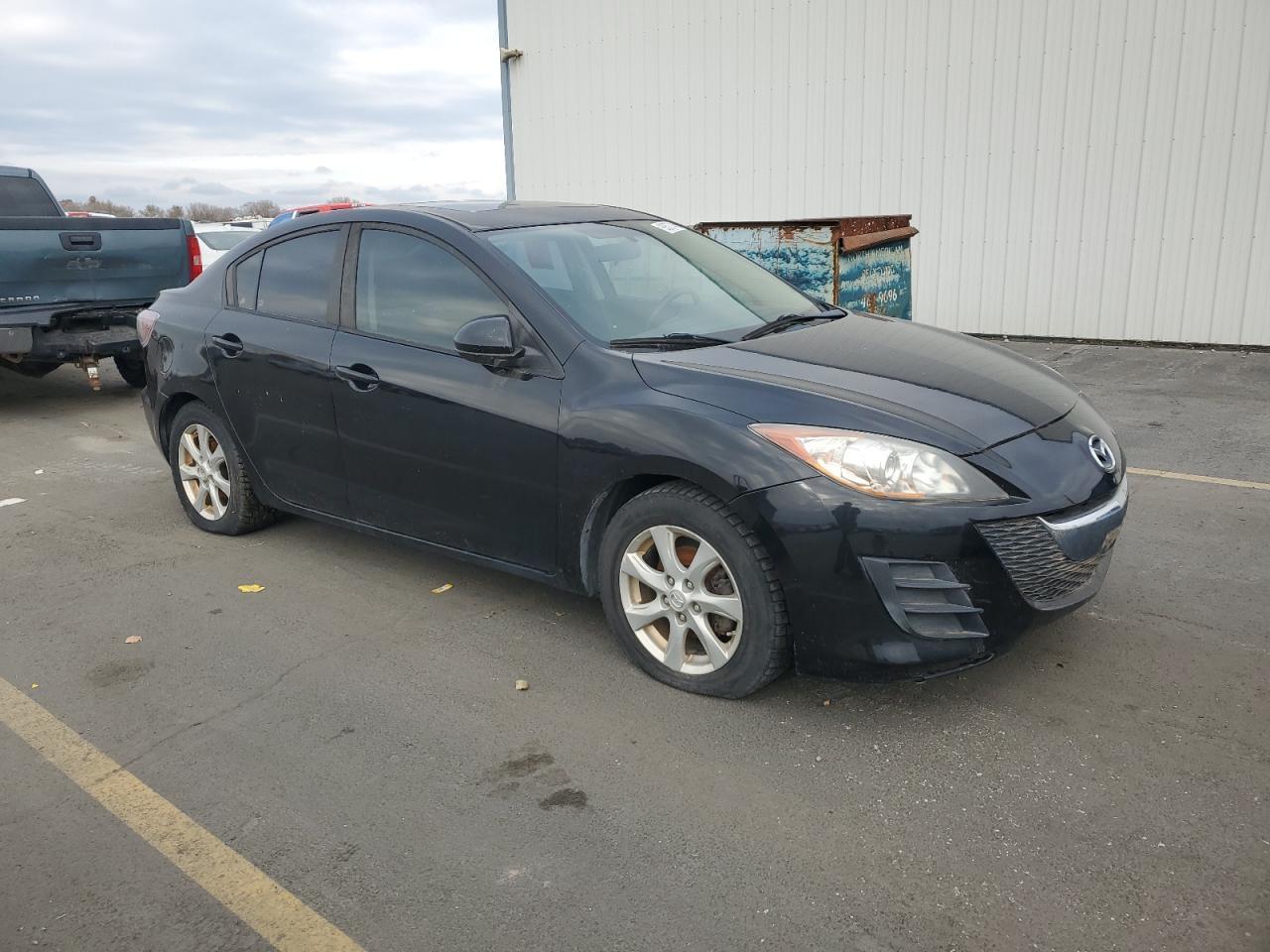 2010 Mazda 3 I - Image 4