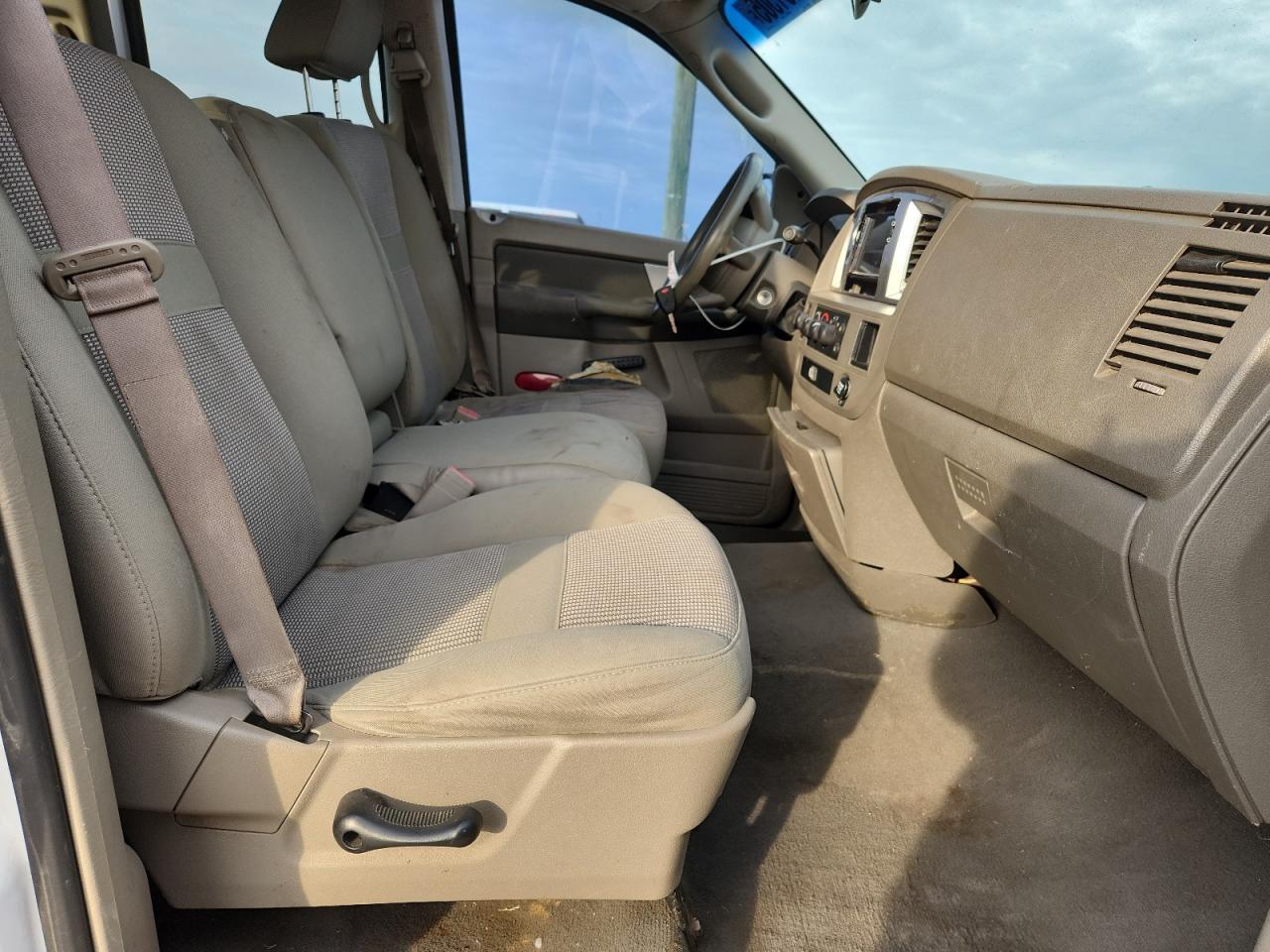 2008 Dodge Ram 1500 St - Фото 7