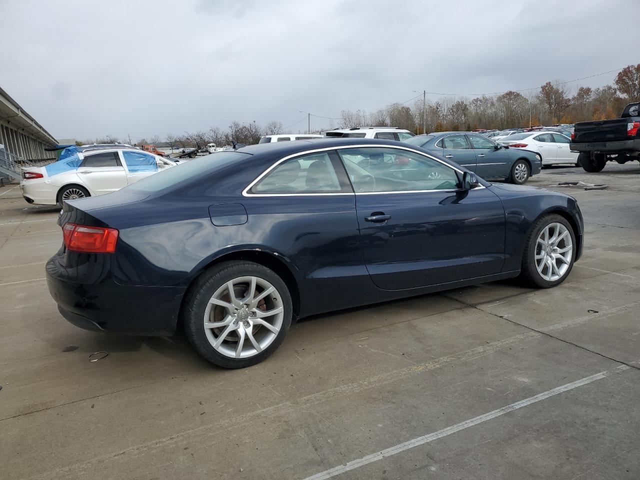 2011 Audi A5 Premium - Image 3