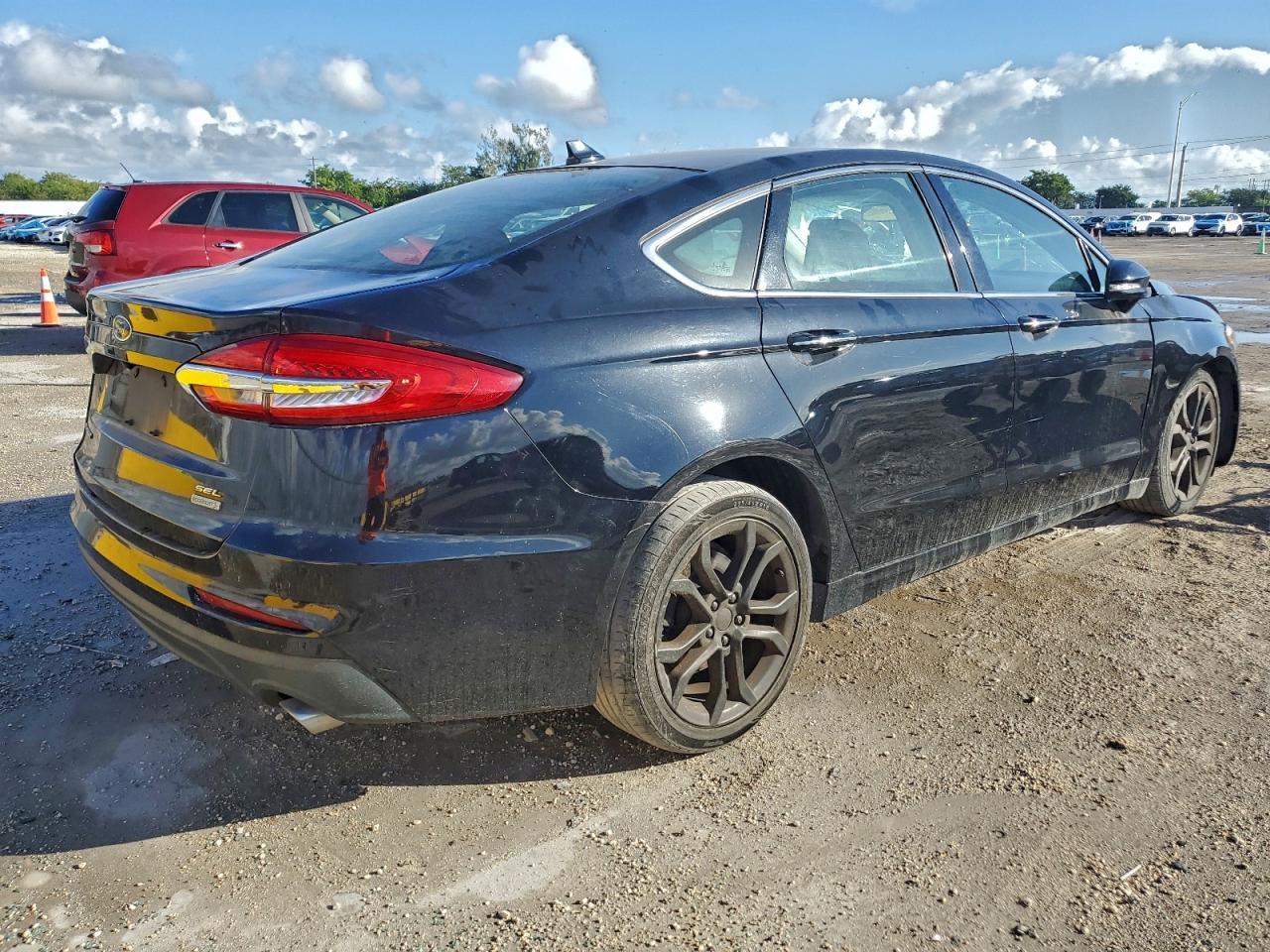 2019 Ford Fusion Sel - Image 3