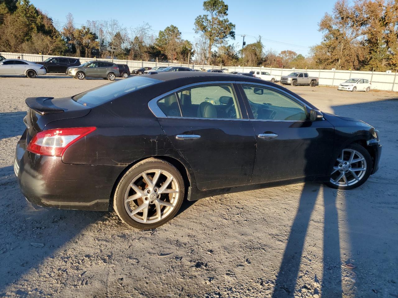 2010 Nissan Maxima S - Фото 3