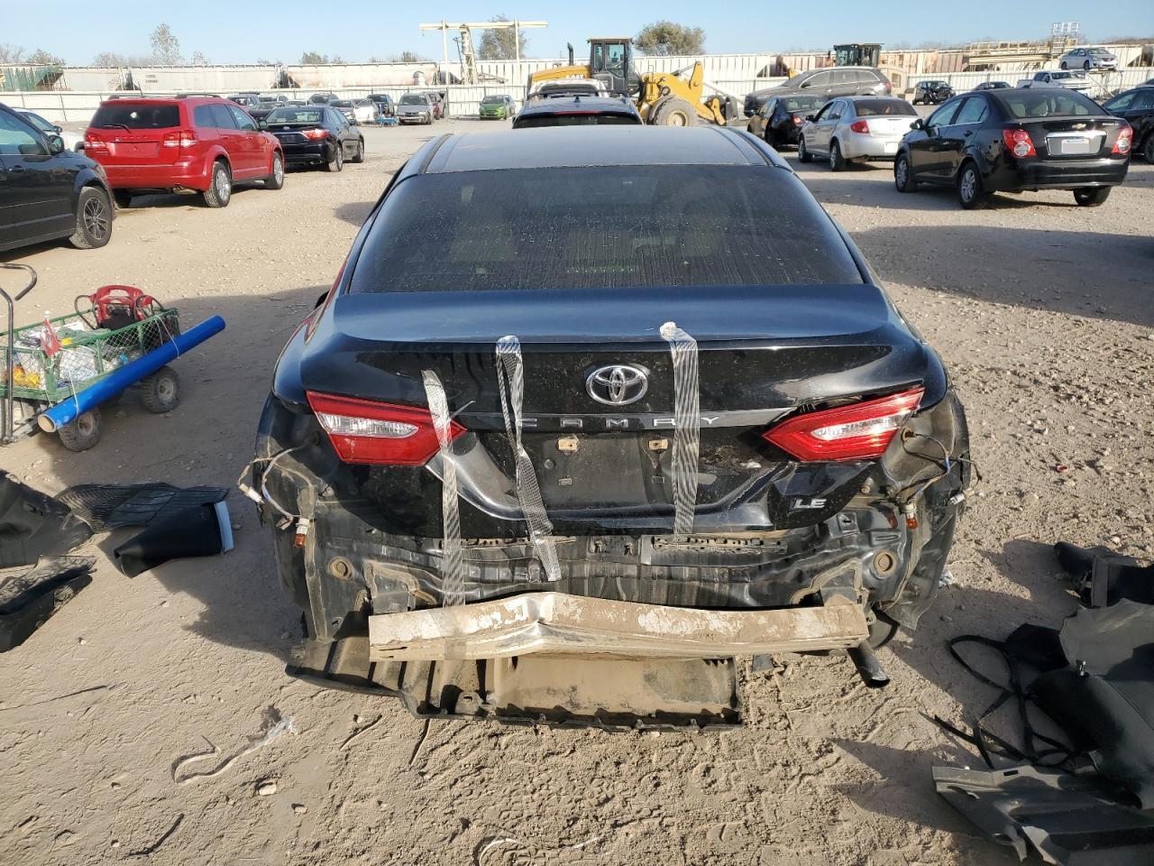 2018 Toyota Camry L - Image 6