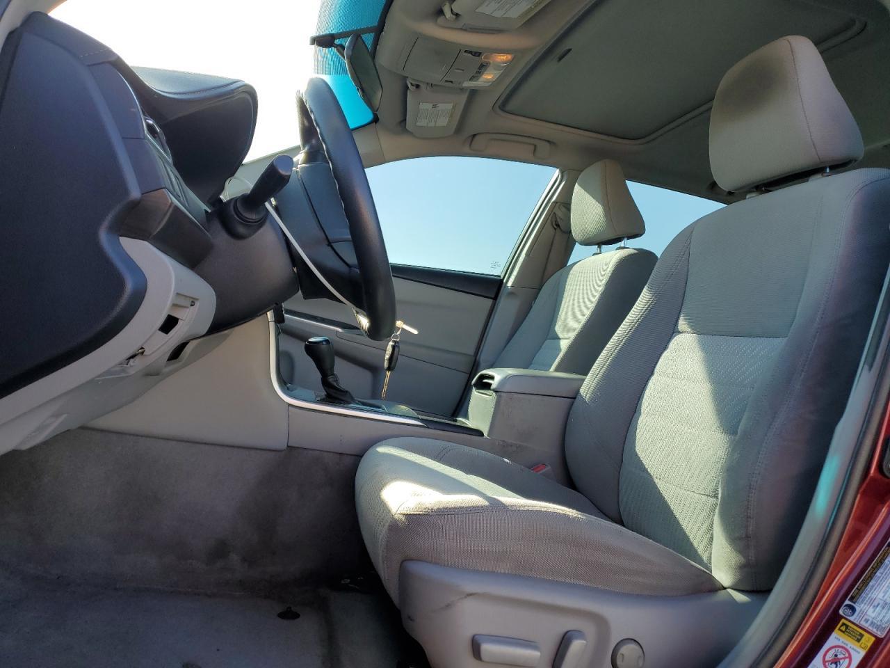 2016 Toyota Camry Le - Фото 7