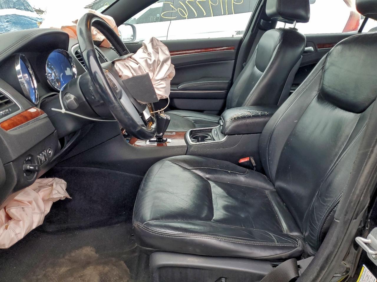 2012 Chrysler 300 Limited - Фото 7