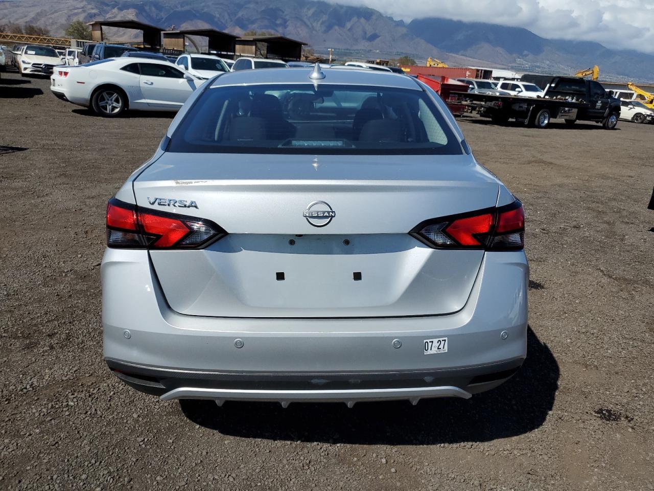 2025 Niss Versa - Image 6