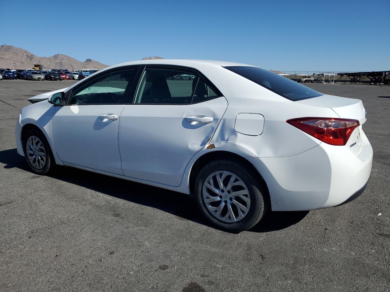 2018 Toyota Corolla L - Фото 2