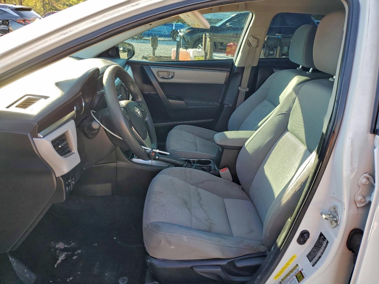 2015 Toyota Corolla L - Image 7