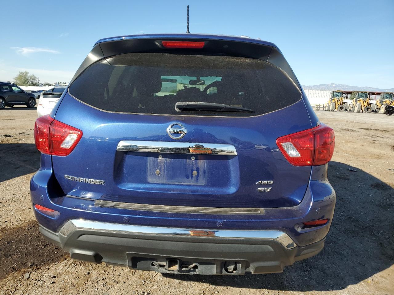 2017 Nissan Pathfinder S - Фото 6