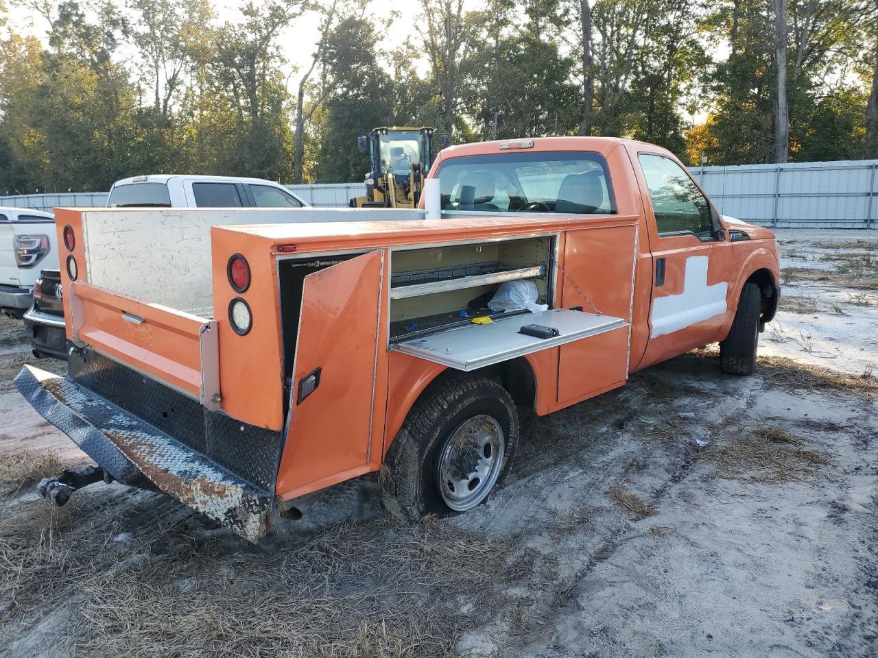 2015 Ford F250 Super Duty Utility / Service Truck - Фото 3