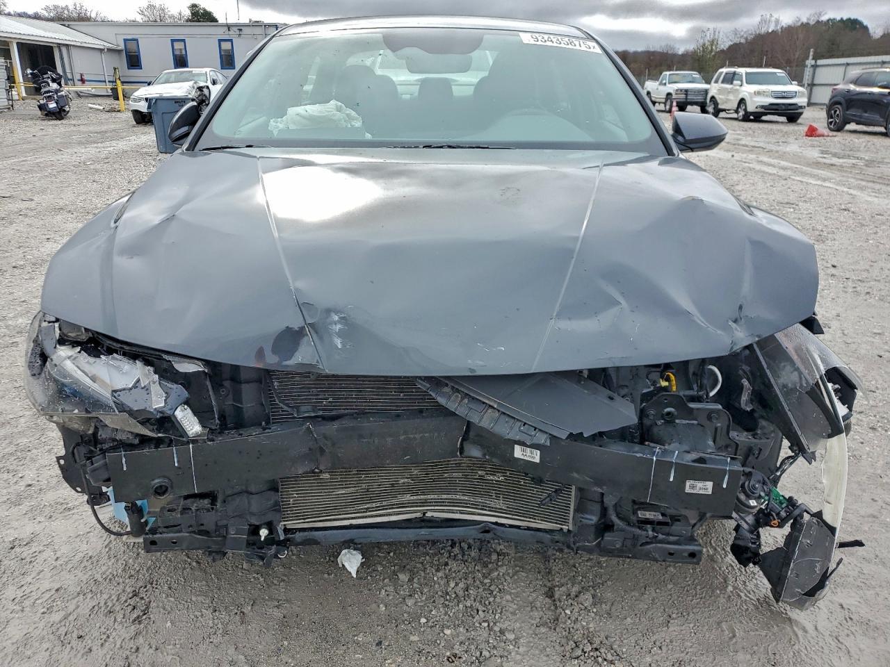 2023 Hyundai Elantra Se - Image 5