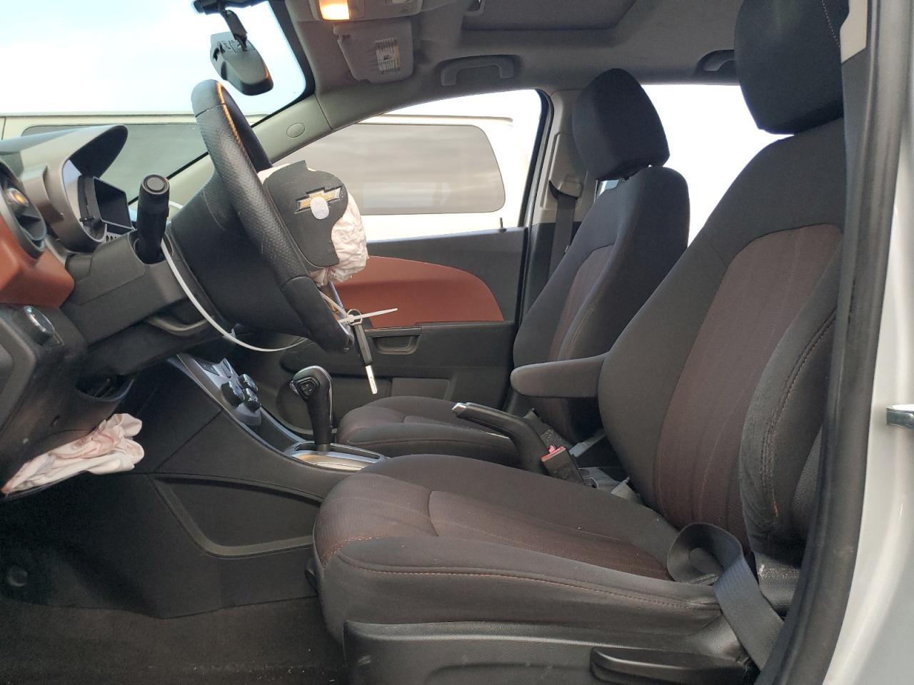 2014 Chevrolet Sonic Lt - Image 7